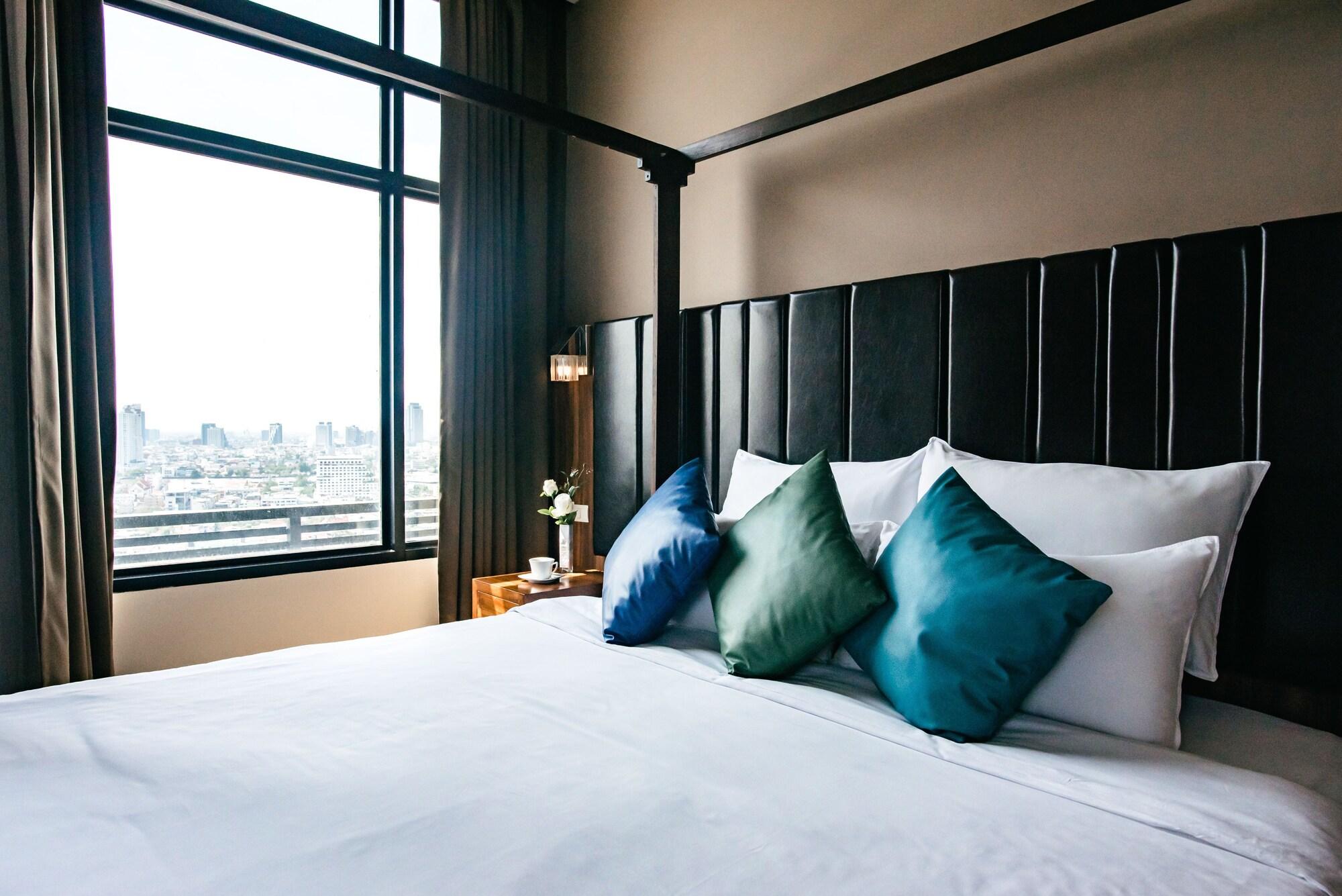 Grand Howard Hotel Банкок Екстериор снимка